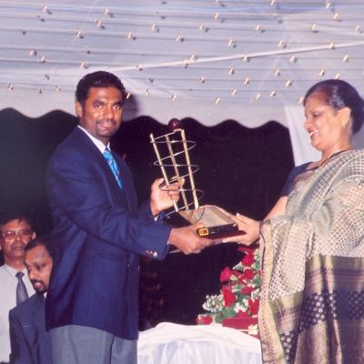 2004 5 Muttaia Felicitation