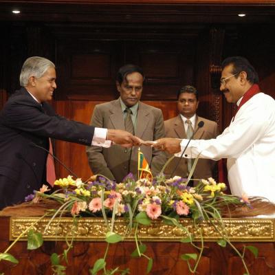 Mahinda Rajapaksha 1